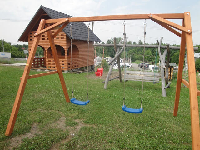 3 Huśtawki Drewipol